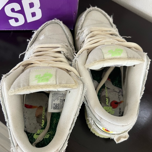 Nike SB Mummy Cream and Light Green Sneakers - Picture 6 of 13